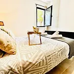 Waikiki, Private Pool, Beaches & Nightlife Vila *