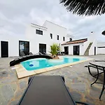Waikiki, Private Pool, Beaches & Nightlife Vila *