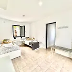 Waikiki, Private Pool, Beaches & Nightlife *