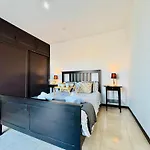 Waikiki, Private Pool, Beaches & Nightlife Corralejo