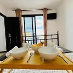 Vila Waikiki, Private Pool, Beaches & Nightlife