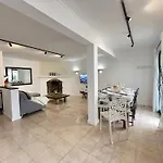 Waikiki, Private Pool, Beaches & Nightlife Vila Corralejo