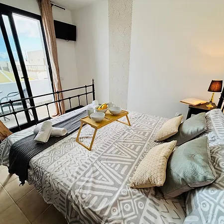 Vila 4-br, Sea-view Villa, Private Pool And Bbq, In Downtown! Corralejo
