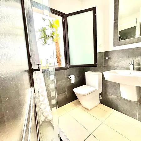 4-br, Sea-view Villa, Private Pool And Bbq, In Downtown! Vila