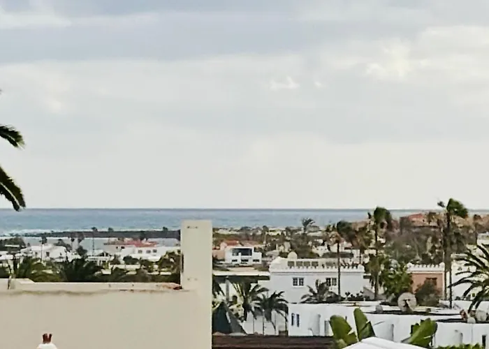 Waikiki, Private Pool, Beaches & Nightlife Corralejo