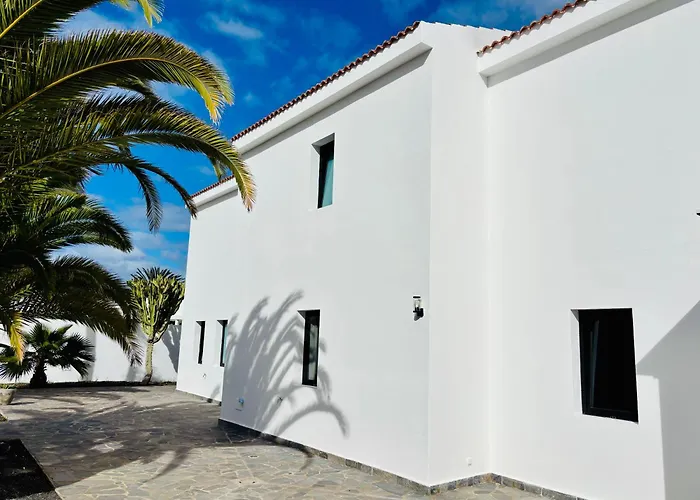 Waikiki, Private Pool, Beaches & Nightlife Villa
